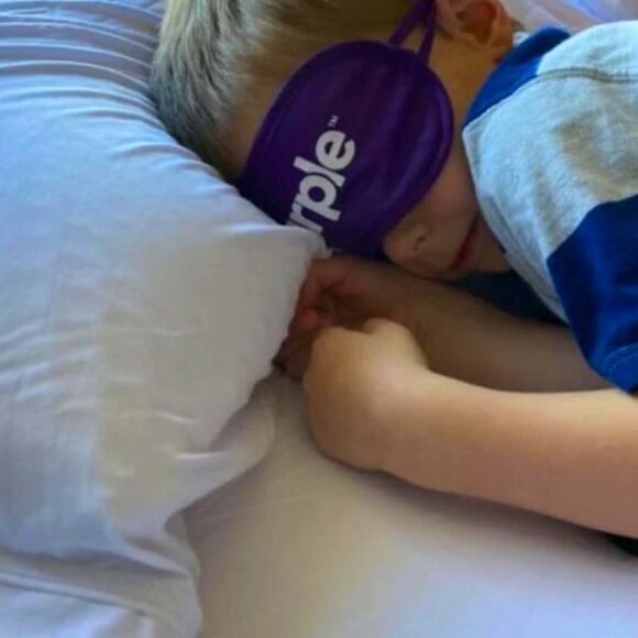 NEW IN PACKAGE Purple Mattress Softstretch Standard Pillowcase Pair-Morning Mist - Picture 6 of 14